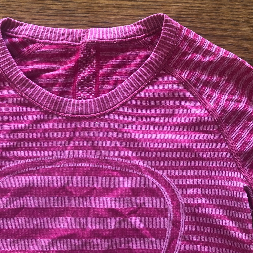 Lululemon Raspberry Swiftly Tech Long Sleeve Crew